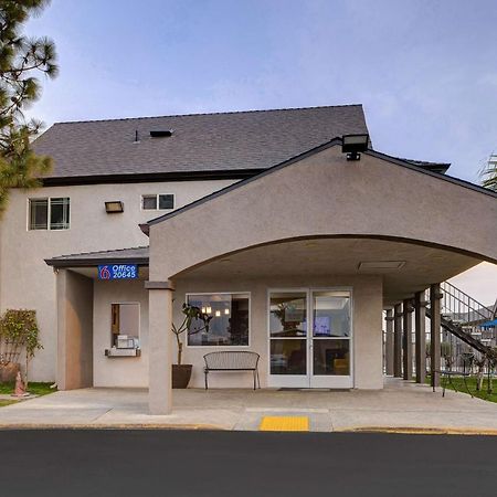 Motel 6-Buttonwillow, Ca Central Luaran gambar